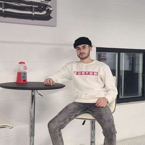 Meet your Posher, Sam